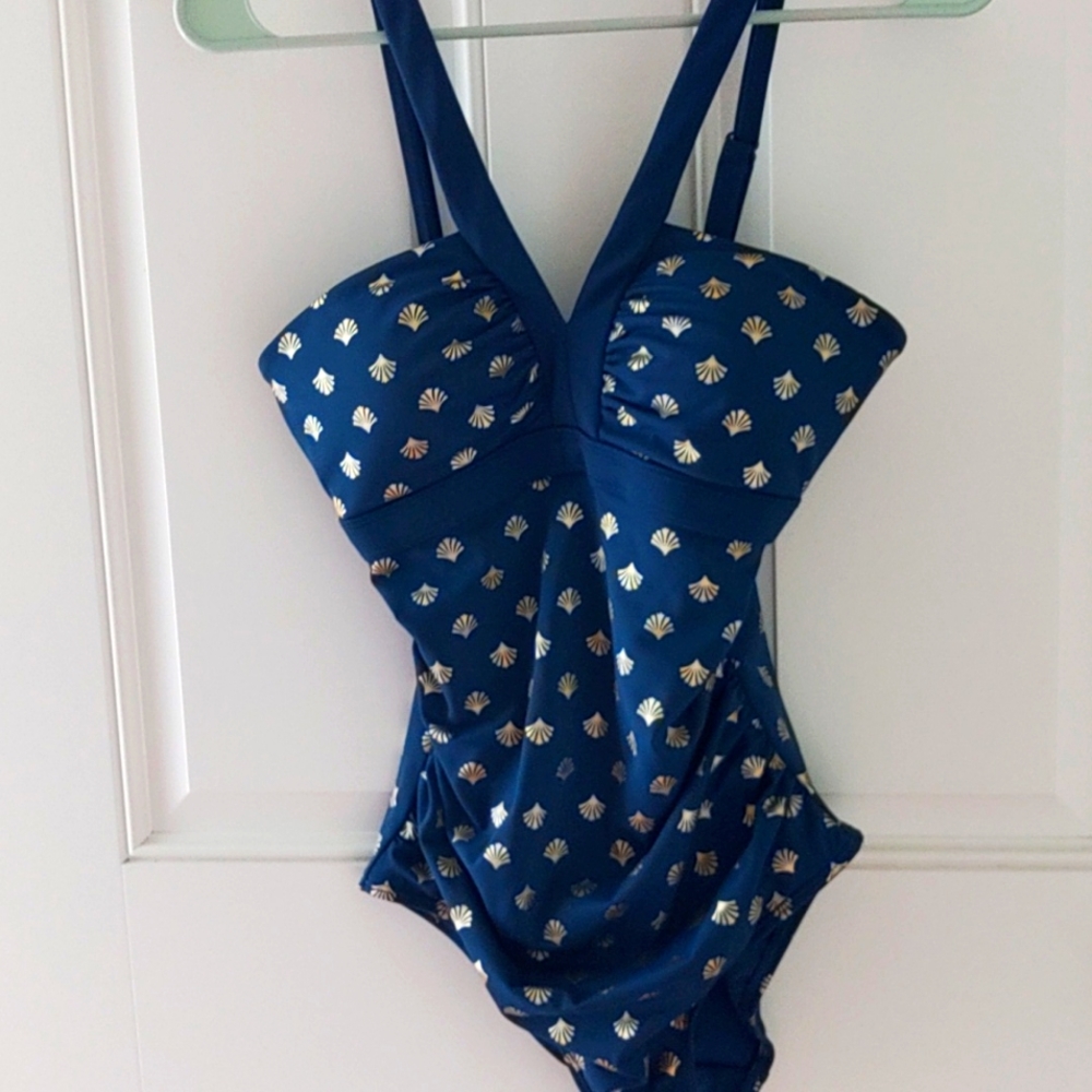 One piece , boden, bathing suit